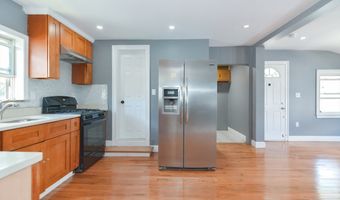 27 Houghton St, Boston, MA 02122
