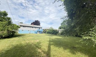 4 Nicholas Dr, Albany, NY 12205