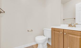 1606 Madaline Dr, Avenel, NJ 07001
