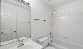 2904 N 4TH St N, Arlington, VA 22201