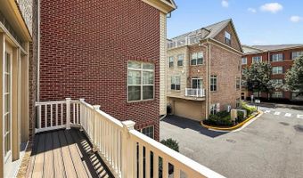 322 N GEORGE MASON Dr, Arlington, VA 22203