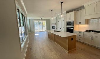 200 E Moore St B, Apex, NC 27502
