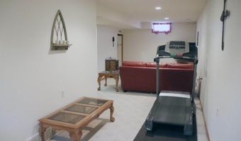 729 S 16th St, Bismarck, ND 58504