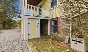 56 Bateman Ave 1, Newport, RI 02840