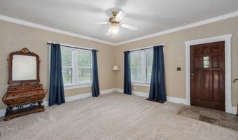601 S Madison Ave, Aurora, MO 65605