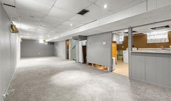9299 Becker Ave, Allen Park, MI 48101
