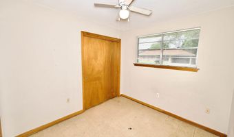 5850 Grand Dr, Baton Rouge, LA 70812