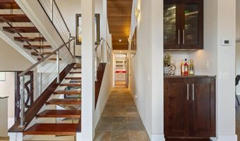 2709 Unicornio St, Carlsbad, CA 92009