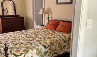53 Congress St, Belfast, ME 04915