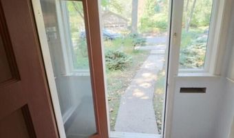 611 Robin Rd, Ann Arbor, MI 48103