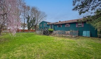 60 White Fox Rd, Agawam, MA 01030