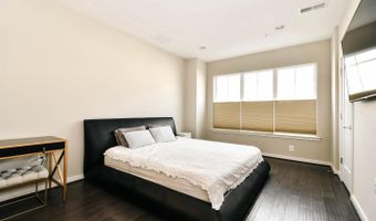 23012 LAVALLETTE Sq, Brambleton, VA 20148