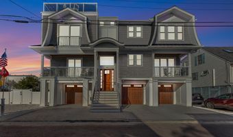 18 Mea Ln, Beach Haven, NJ 08008