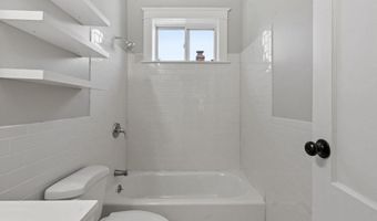 32 Homestead St, Albany, NY 12203
