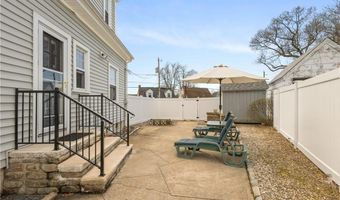 381 Auburn St, Cranston, RI 02910