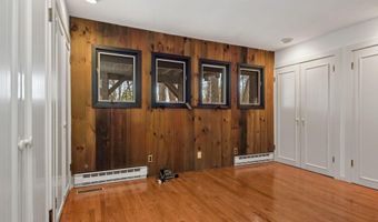 484 Cognewaugh Rd, Cos Cob, CT 06807