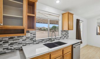 1926 N MAIN Dr, Apache Junction, AZ 85120