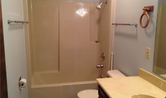 1 Endon Cir, Bella Vista, AR 72714