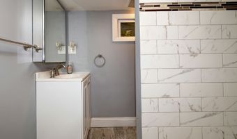 98 Boston Ter, Bridgeport, CT 06610