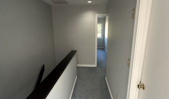 52 Deer Run 52, Bethel, CT 06801