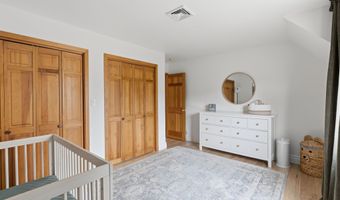28 E Ridge Ct, Cheshire, CT 06410