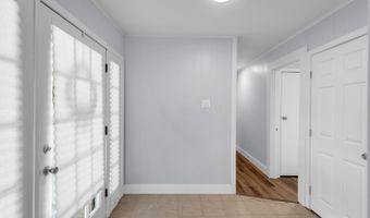 729 Canterbury Dr, Biloxi, MS 39532