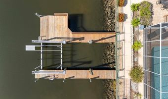 830 GOLF ISLAND Dr, Apollo Beach, FL 33572