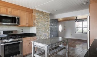 84 Wales St, Cranston, RI 02920