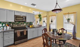 164 Pleasant St, Athol, MA 01331