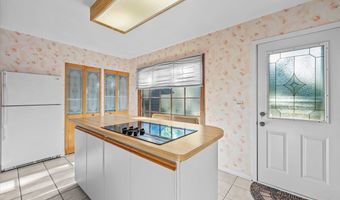 602 E Hackberry Dr, Arlington Heights, IL 60004