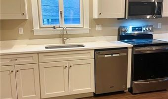540 Thames St, Newport, RI 02840