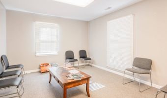 306 LAURENS St NW, Aiken, SC 29801