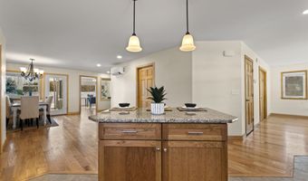 77 Buttonwood Dr, Brattleboro, VT 05301