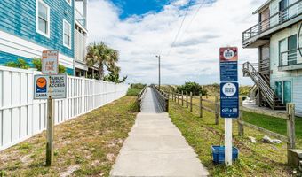 202 Dobbs St C, Atlantic Beach, NC 28512