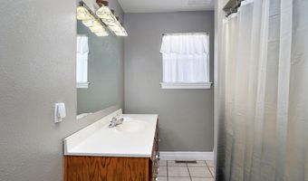 6896 N Farm Rd 1, Ash Grove, MO 65604