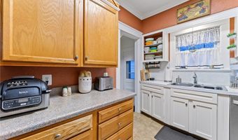 145 Parkgate Ave, Austintown, OH 44515