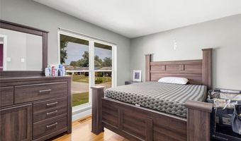 1251 Hawksbury Dr, Arnold, MO 63010