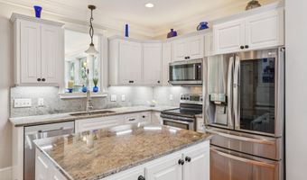 18 Oak Pond Psge, Beaufort, SC 29906