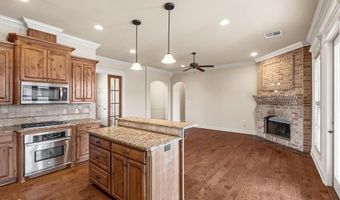 4429 Ellis Ct, Benton, LA 71006