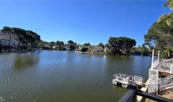 30658 Lakefront Dr, Agoura Hills, CA 91301