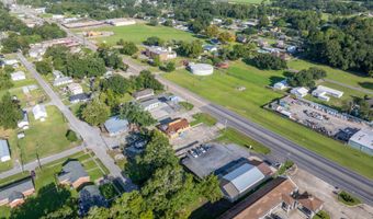 726 Veterans Memorial Dr, Abbeville, LA 70510