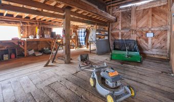 109 Sahagian Rd, Belgrade, ME 04917