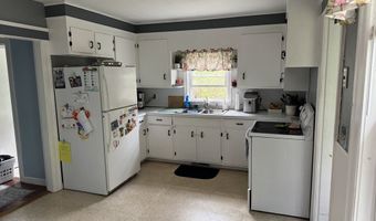 20 Rockaway Rd, Auburn, MA 01501