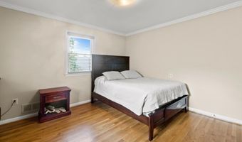 4814 NAPLES Ave, Beltsville, MD 20705