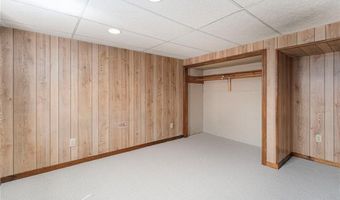 7 S Glen Dr, Coventry, RI 02816