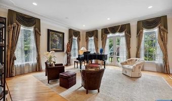 31 Marie Major Dr, Alpine, NJ 07620