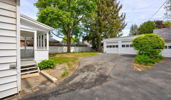 979 Washington Ave, Albany, NY 12206