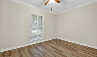 2560 Old Bay Rd, Biloxi, MS 39531