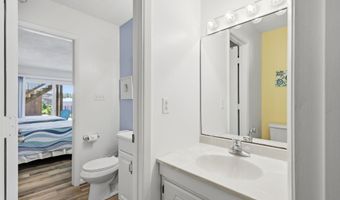 201 Freeman Ln A, Atlantic Beach, NC 28512