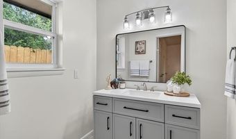 4953 Cornell Dr, Bartlesville, OK 74006